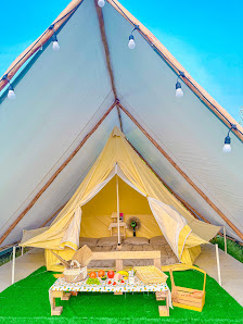 Ảnh chờ bản quyền — SAY Camp Forest
