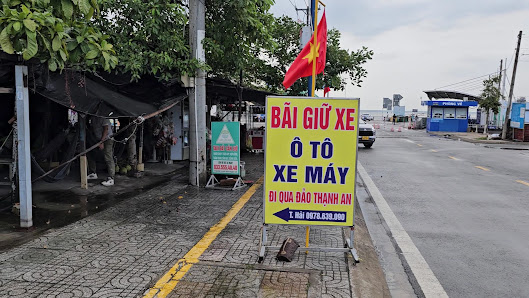 Ảnh chờ bản quyền — Cà phê Hoài Niệm (DV câu cá trong rừng, võng nằm).