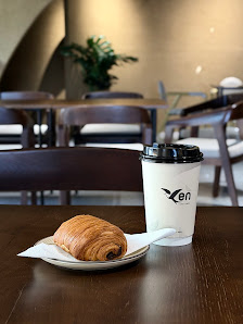 Ảnh chờ bản quyền — Yên Café & Bistro